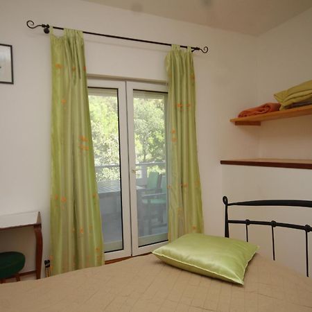 Seaside Secluded Apartments Cove Karkavac - Scedro, Hvar - 8801 Jelsa  Ruang foto