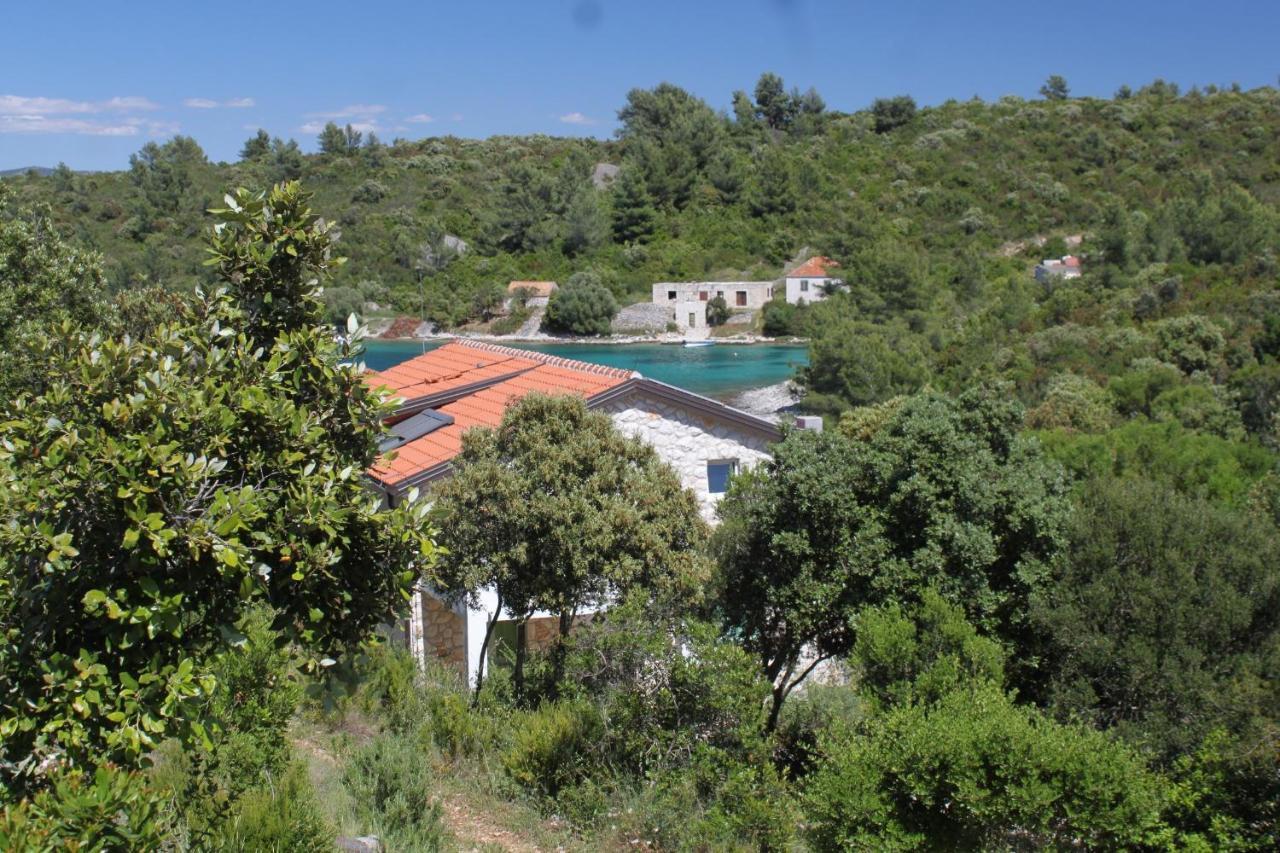 Seaside Secluded Apartments Cove Karkavac - Scedro, Hvar - 8801 Jelsa  Bagian luar foto