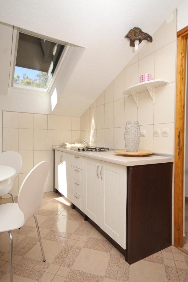 Seaside Secluded Apartments Cove Karkavac - Scedro, Hvar - 8801 Jelsa  Bagian luar foto