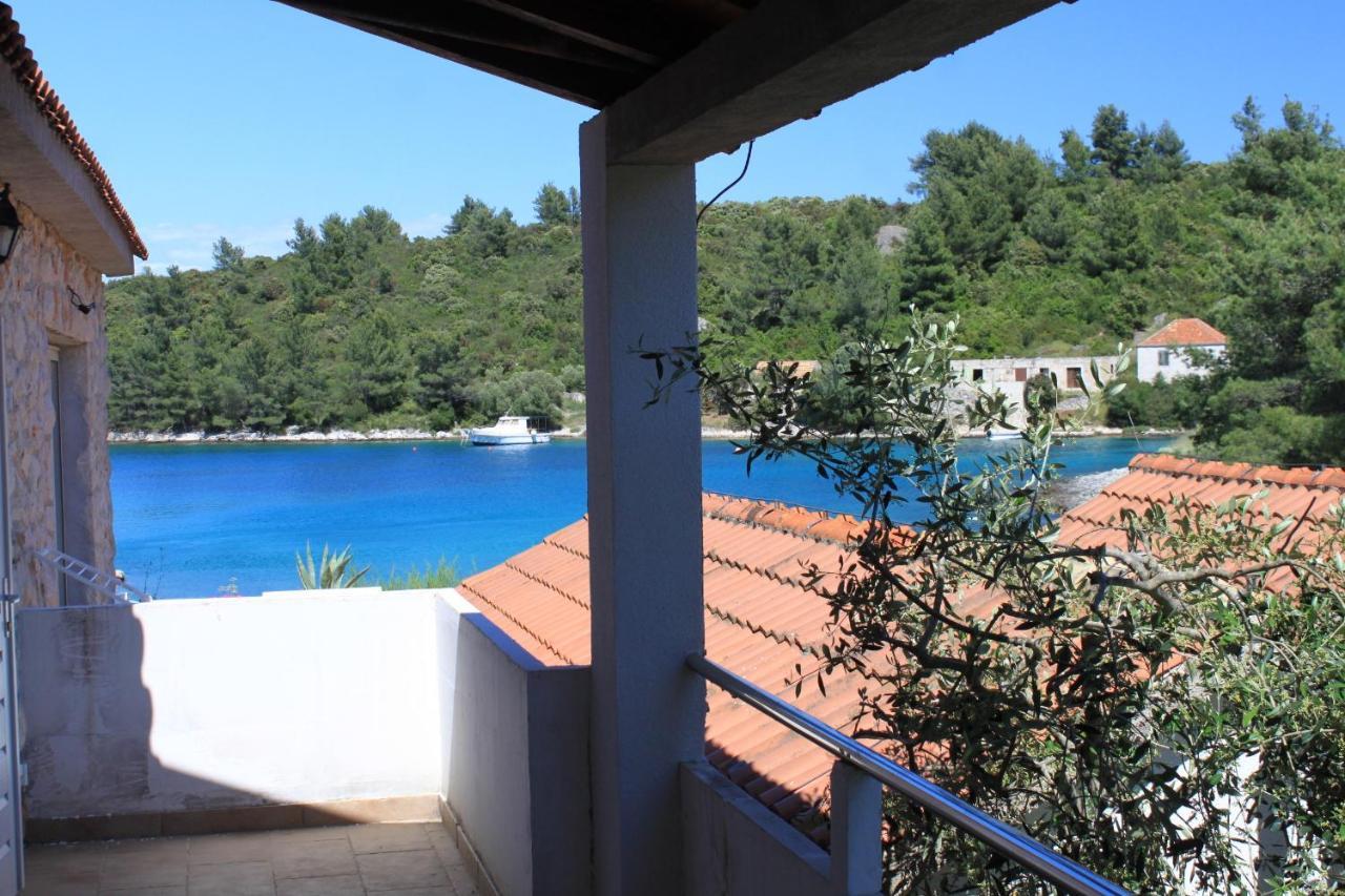 Seaside Secluded Apartments Cove Karkavac - Scedro, Hvar - 8801 Jelsa  Bagian luar foto