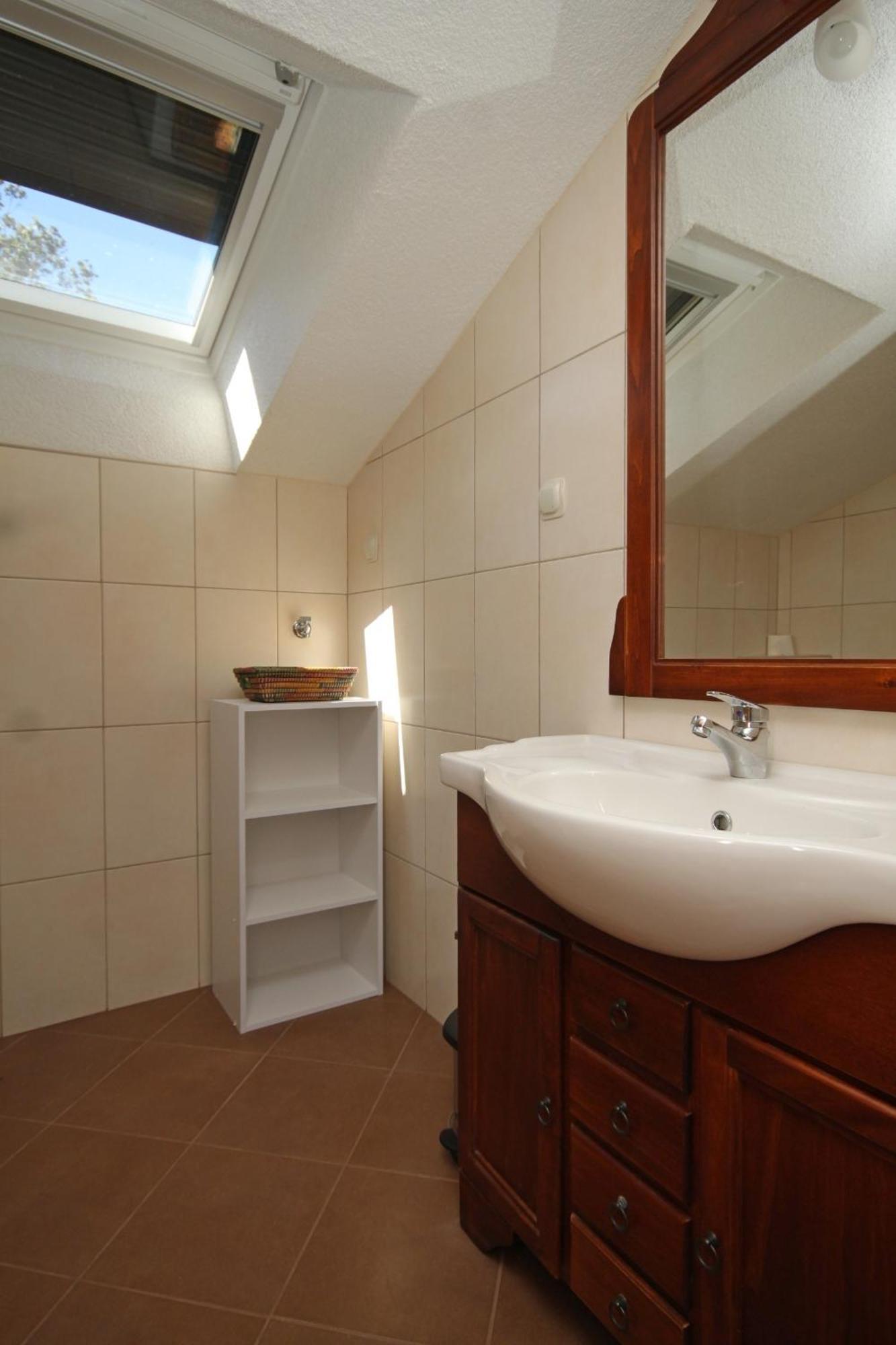 Seaside Secluded Apartments Cove Karkavac - Scedro, Hvar - 8801 Jelsa  Ruang foto